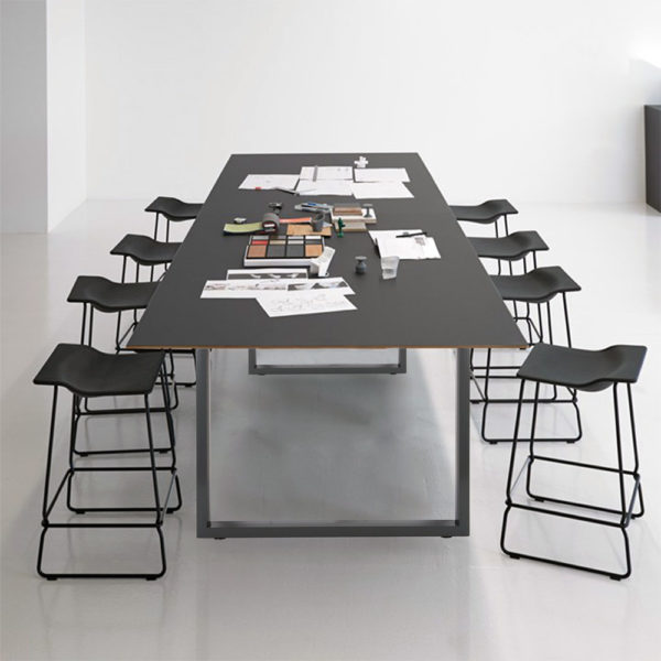 Čtvercové stolové nohy 30x43cm šedý