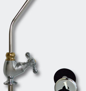 Otočný vodovodní kohoutek Delux II D-06