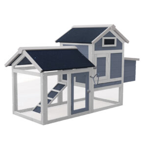 Kurník s hnízdním boxem a otevřeným výběhem