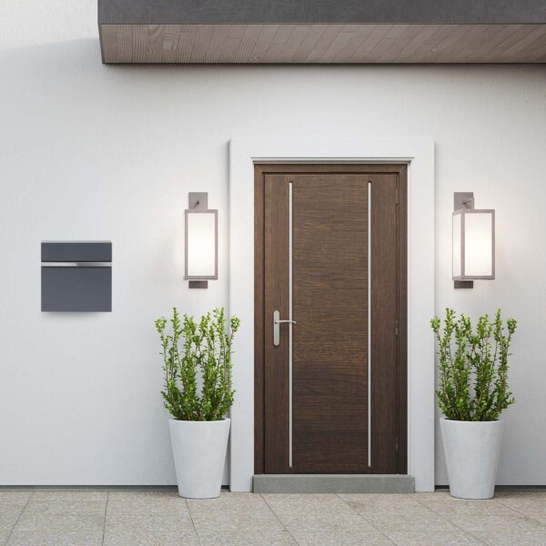 New,House,With,Wooden,Door,And,Empty,White,Wall.,3d