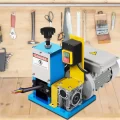 Elektrická loupačka kabelů 180 W do 25 mm